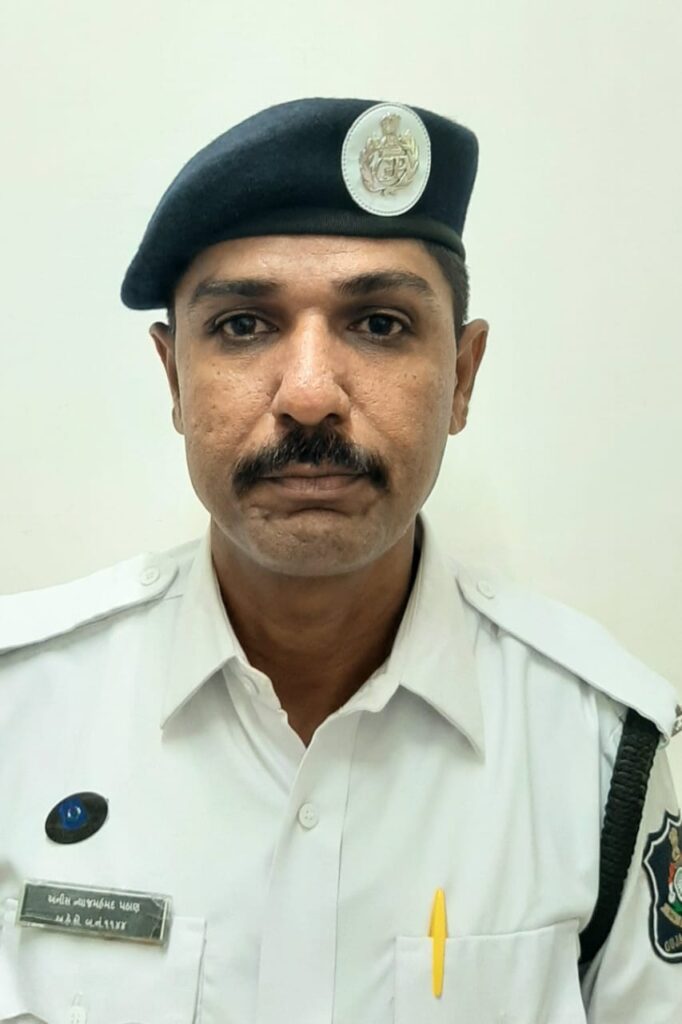 Police Constable(traffic) Anish Pathan