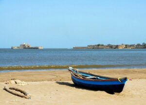 ghoghla beach